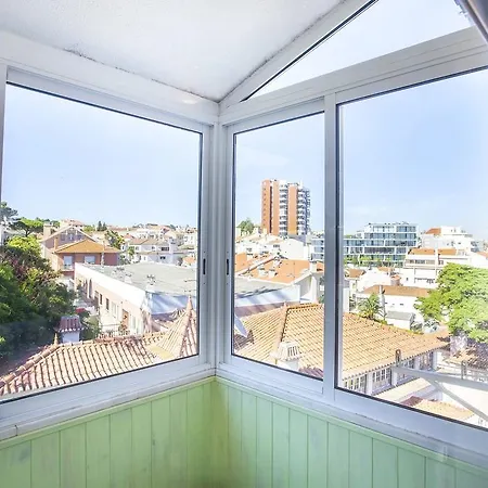 The Place In Daire Estoril